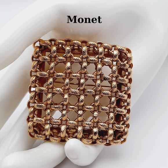 Vintage Monet Gold Plated Woven Square Brooch – 1980s Statement Designer Jewelry - Picture 1 of 10